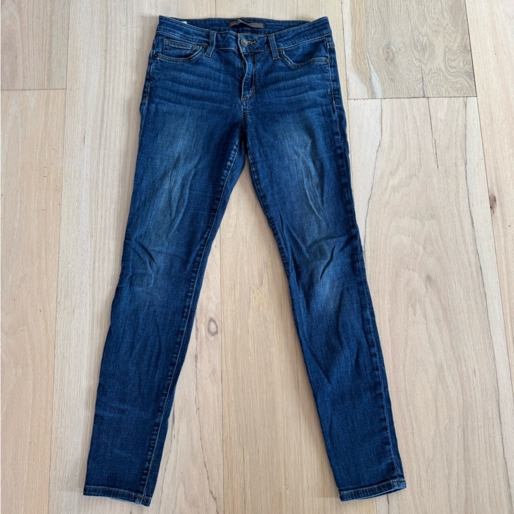 Joe’s Jeans Skinny Ankle Jeans Medium Wash Size 26